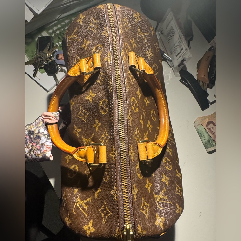 Louis Vuitton Monogram Speedy 30 - Picture 5 of 16
